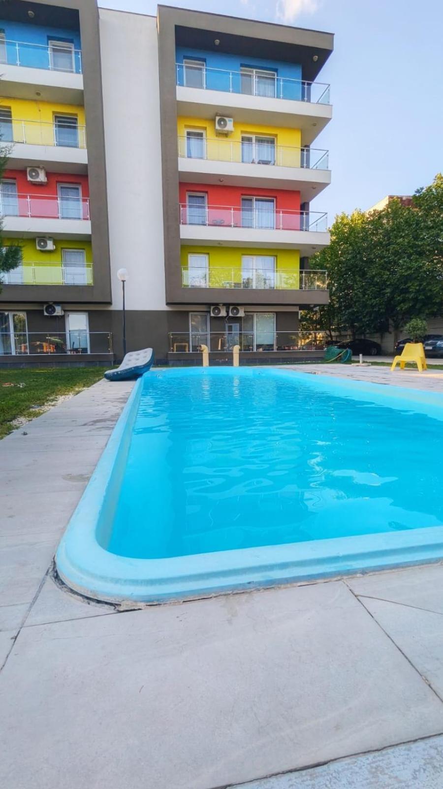 Airport Apartment 70 Squared Meters Otopeni Exterior foto